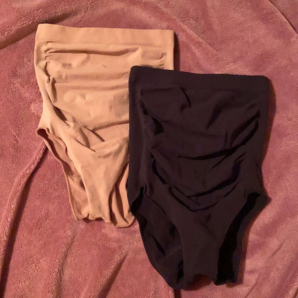 SKIMS MATERNITY SCULPTING HIGH WAIST BRIEF